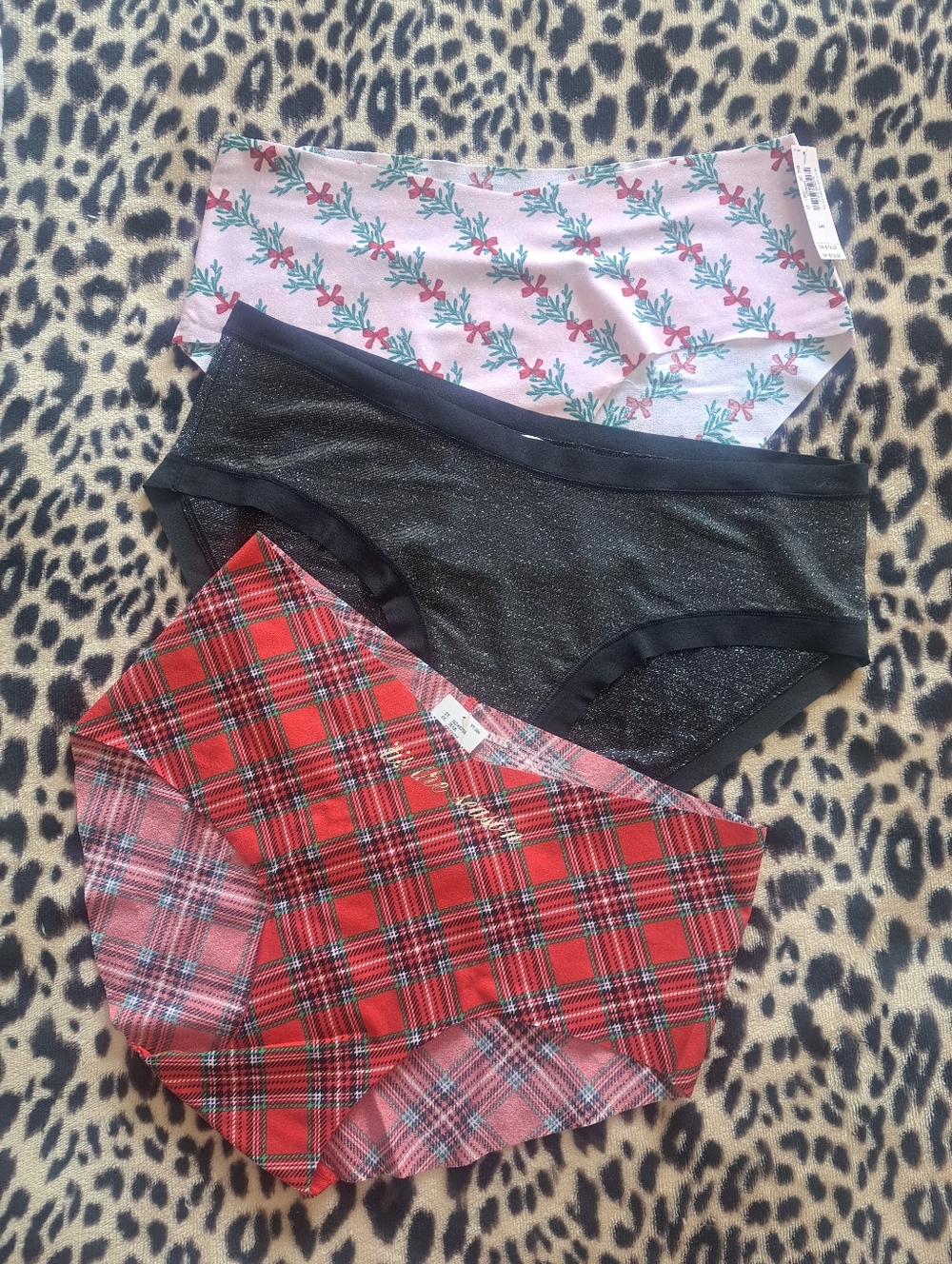 PINK panties bundle (L) New